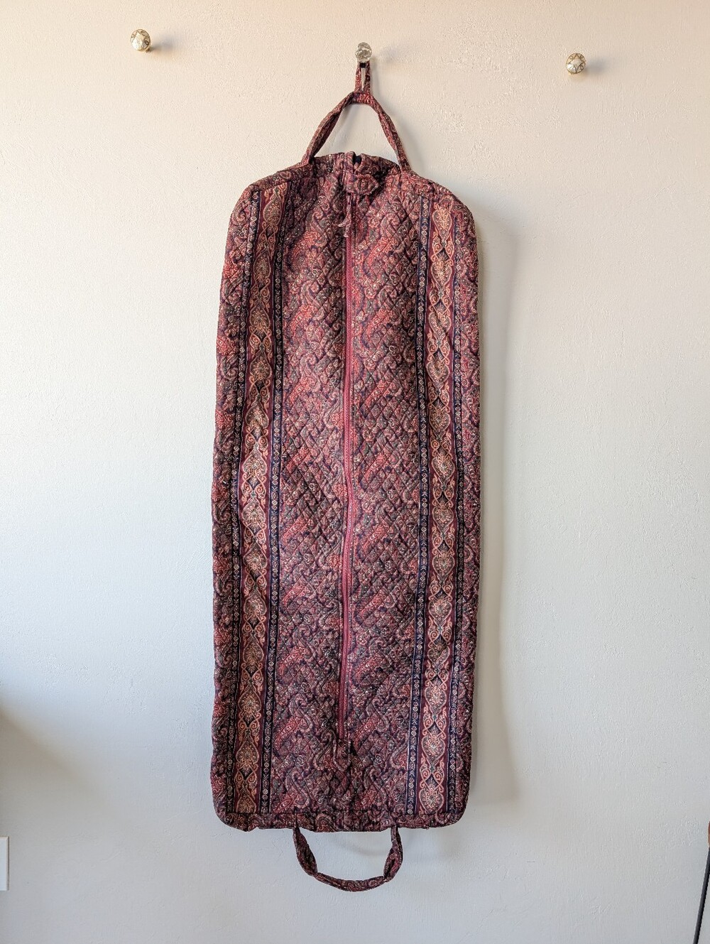 Vera Bradley Retired Quilted Paisley Garment Bag Burgundy Red Zipper 52"X19.5"